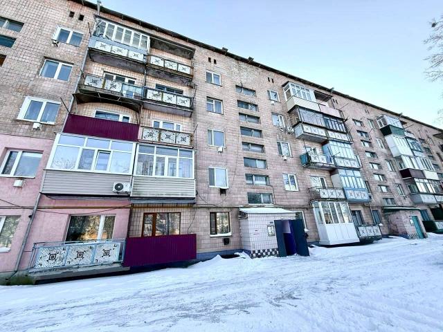 Продам 4ком квартиру в г. Яготин, Киевская область