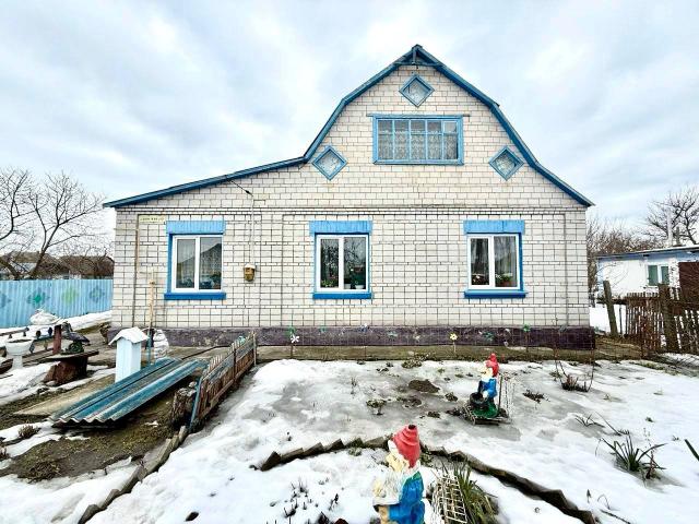 Продам 5 кім будинку в селищі Баришівка